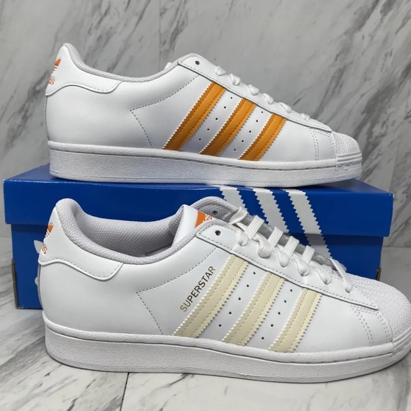 ๐๐๐
๐ผ NWT ADIDAS superstar gz3737 - Picture 5 of 13